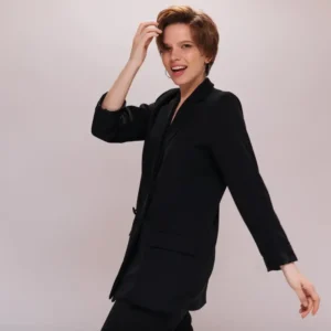 Blazer entallado negro